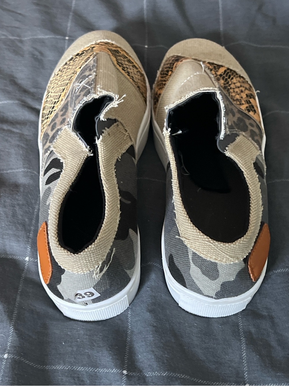 Women’s Camo Leopard Snake Print Slip On Sneakers Size 10 - Picture 5 of 6